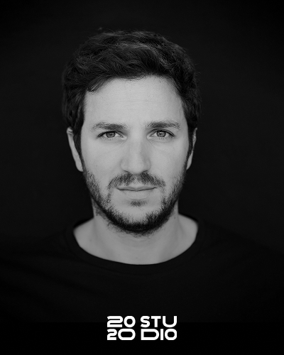 Black and white portrait of Elias Tamer