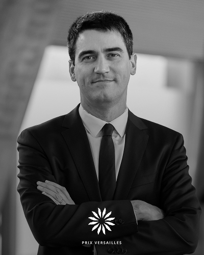 Black and white portrait of Jérôme Gouadain